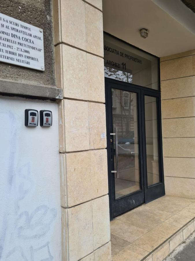 Ferienwohnung Central Arghezi University Square Bukarest Exterior foto